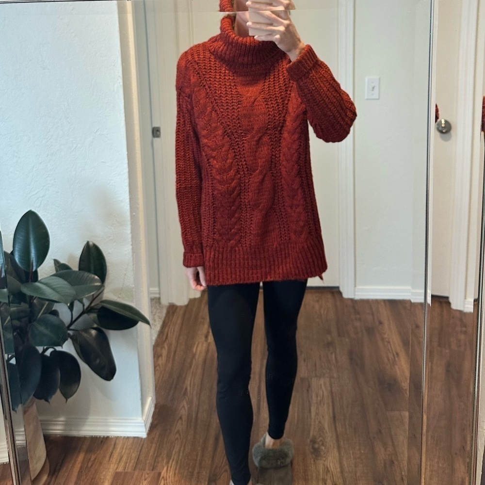 🌟SALE🌟 universal threads red turtleneck sweater size large - Picture 4 of 7